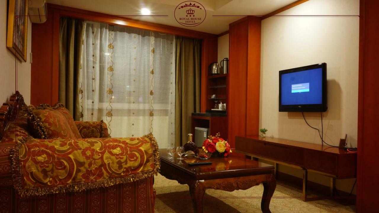 Royal House Hotel Уланбатар Екстериор снимка