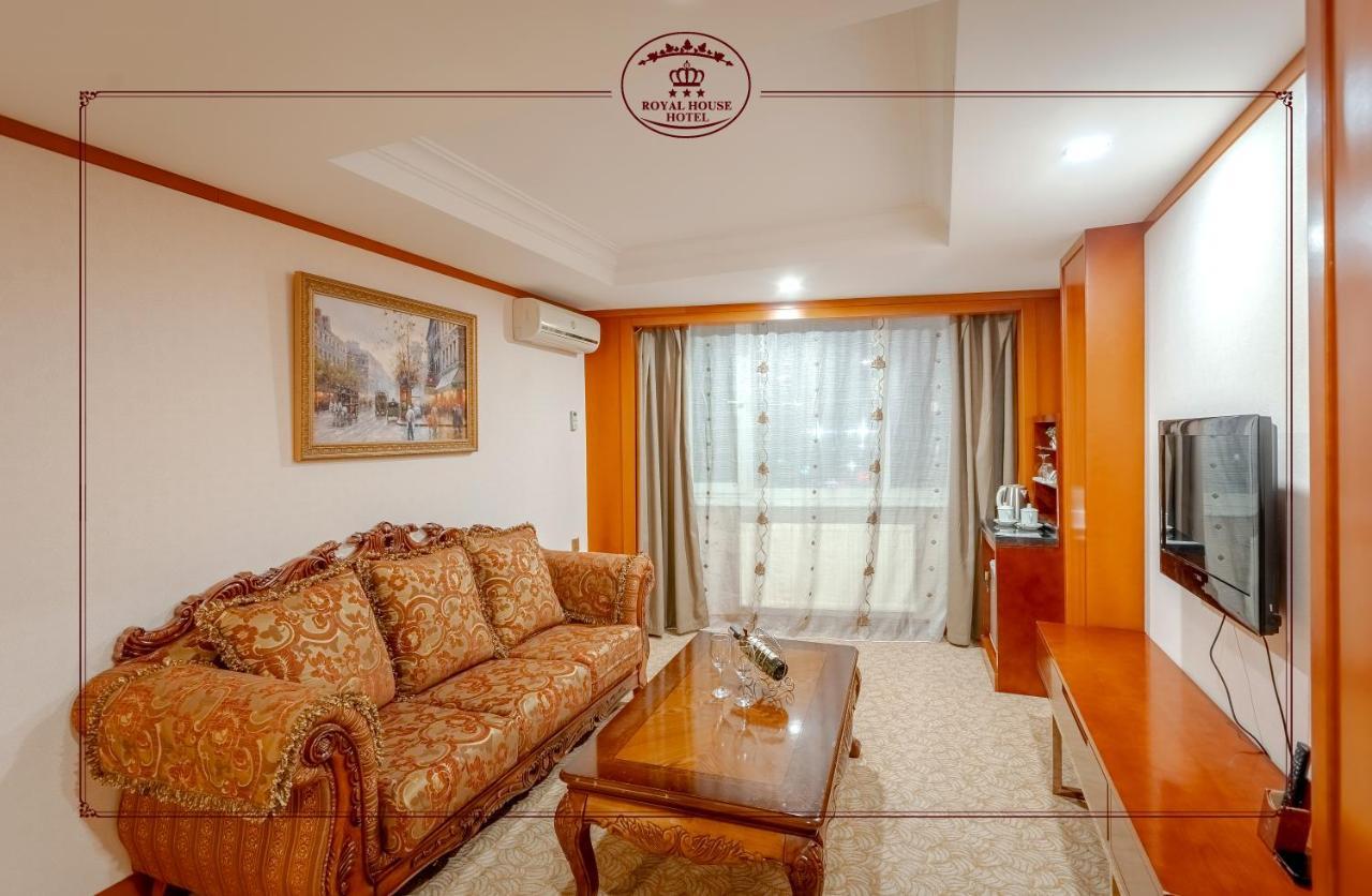 Royal House Hotel Уланбатар Екстериор снимка